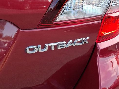 Used 2019 Subaru Outback 2.5i Premium w/ Popular Package #2 AWD/4WD image 29