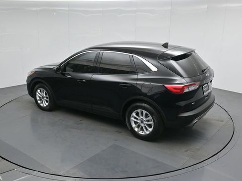 Certified 2022 Ford Escape SE image 40