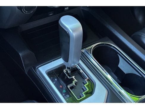 Used 2017 Toyota Tundra Platinum image 22