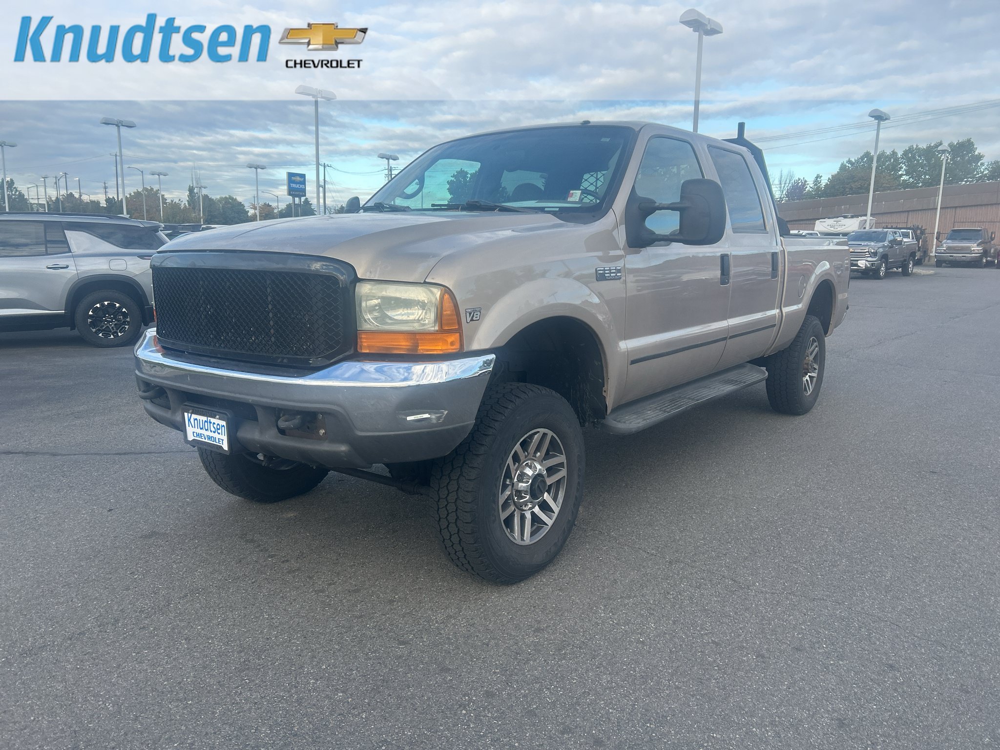 Used 1999 Ford F350 4x4 Crew Cab Super Duty image 3