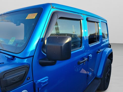 Used 2023 Jeep Wrangler Unlimited Sahara w/ Cold Weather Group image 12