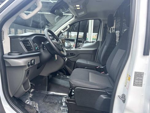Used 2024 Ford Transit 250 Low Roof w/ Exterior Upgrade Package image 12