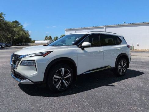 Certified 2023 Nissan Rogue Platinum w/ Platinum Premium Package AWD/4WD image 8