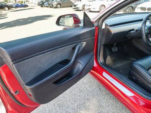 Used 2019 Tesla Model 3 Mid Range image 20