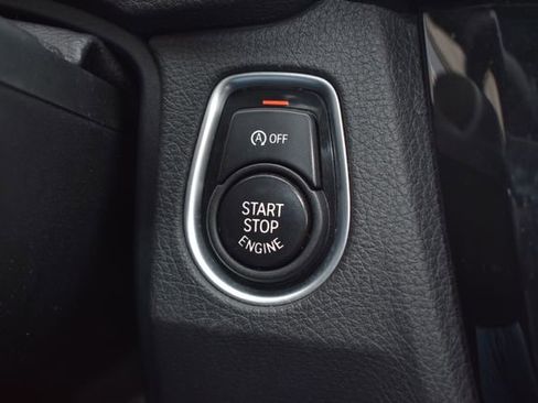 Used 2016 BMW 328i xDrive Sedan w/ Technology Package image 24