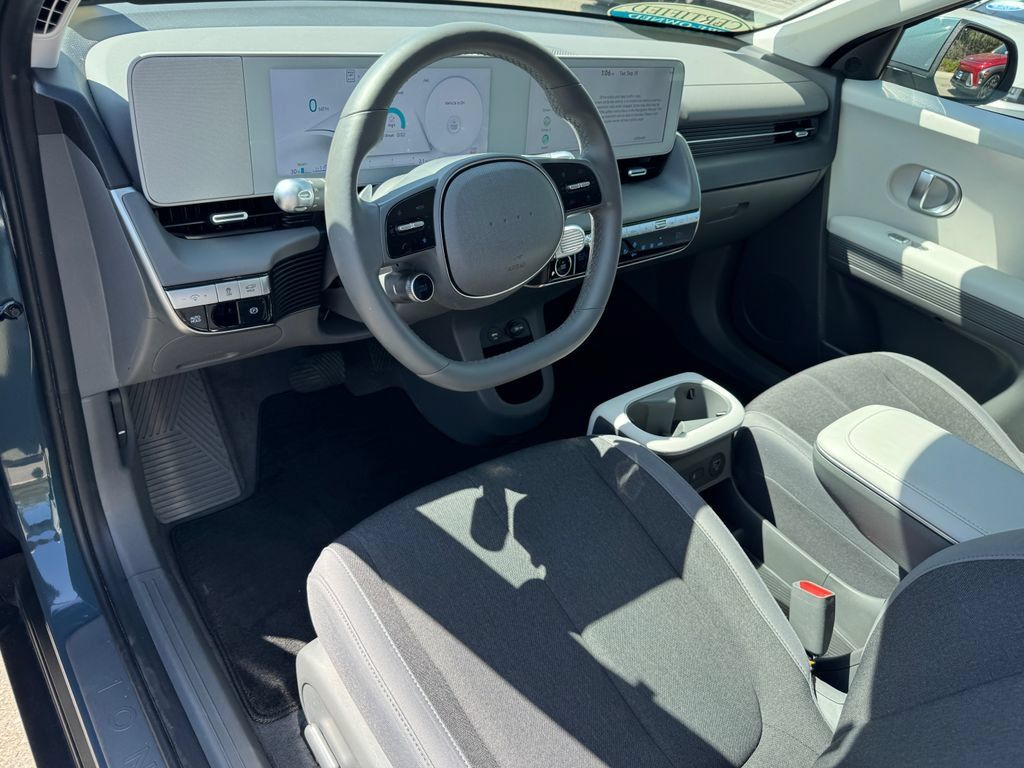 Certified 2024 Hyundai Ioniq 5 SEL RWD image 17