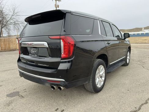 Used 2021 GMC Yukon Denali w/ Advanced Technology Package image 7