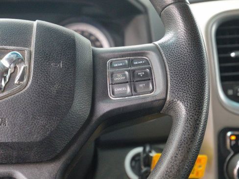 Used 2014 RAM 1500 Classic SLT AWD/4WD image 19