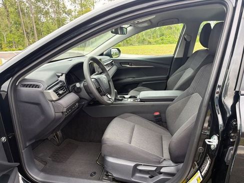 Used 2026 Toyota Camry LE FWD image 9