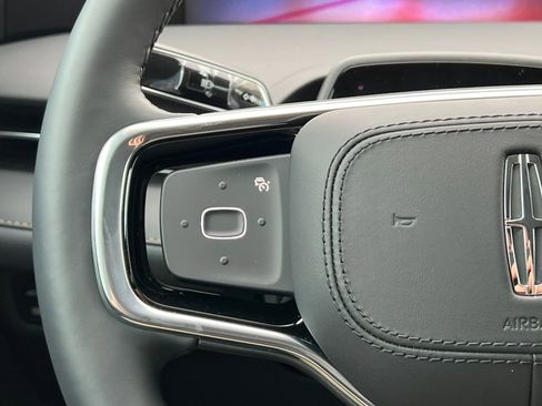 New 2026 Lincoln Nautilus Reserve w/ Jet Appearance Package image 16