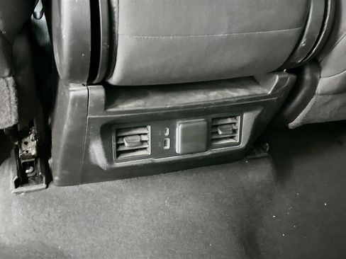 Used 2024 GMC Sierra 1500 Elevation image 28