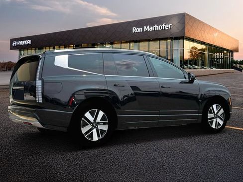 New 2026 Hyundai Ioniq 9 SEL image 8