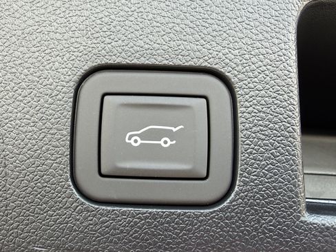 New 2026 GMC Terrain AT4 w/ Convenience Package III AWD/4WD image 10