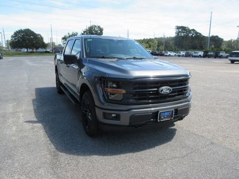 New 2025 Ford F150 XLT w/ Equipment Group 302A MID image 7