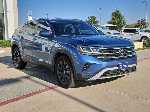 Certified 2020 Volkswagen Atlas Cross Sport SEL w/ Cross Sport MDO Package AWD/4WD image 2
