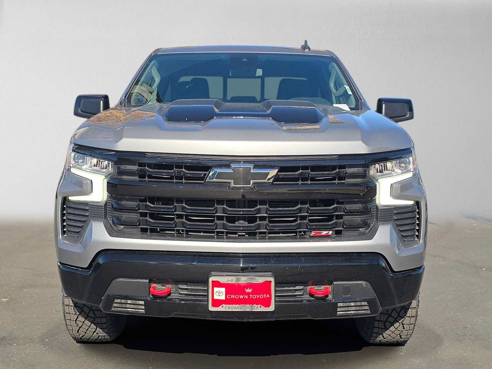 Used 2024 Chevrolet Silverado 1500 LT Trail Boss w/ Convenience Package II AWD/4WD image 8