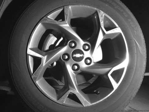 Used 2025 Chevrolet Trax LT w/ LT Convenience Package FWD image 12