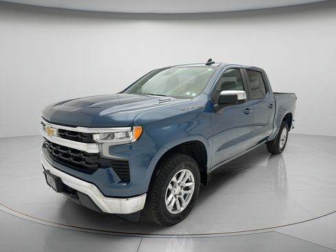 Used 2024 Chevrolet Silverado 1500 LT AWD/4WD image 9
