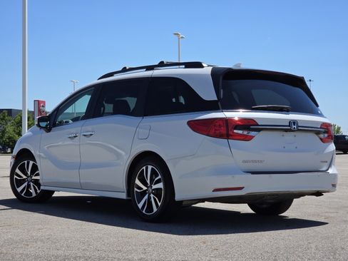 Used 2024 Honda Odyssey Touring image 18
