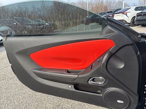 Used 2014 Chevrolet Camaro SS image 19