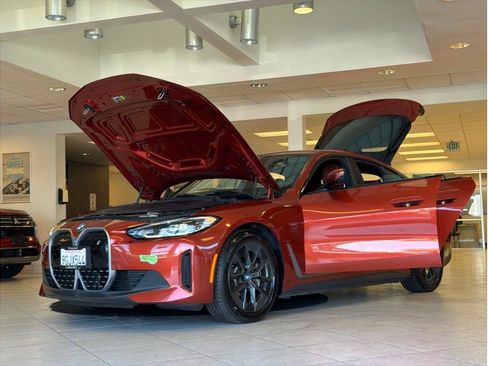 Used 2023 BMW i4 eDrive40 w/ Premium Package RWD image 33