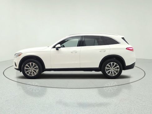 Used 2024 Mercedes-Benz GLC 300 image 8