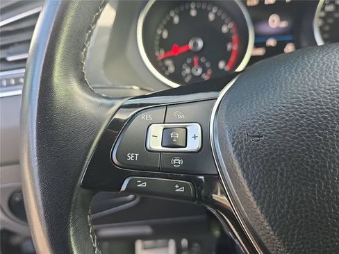 Used 2021 Volkswagen Tiguan SE R-Line FWD image 26