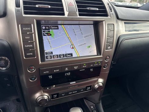 Used 2020 Lexus GX 460 Premium image 25