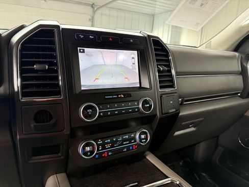 Used 2019 Ford Expedition Limited image 18