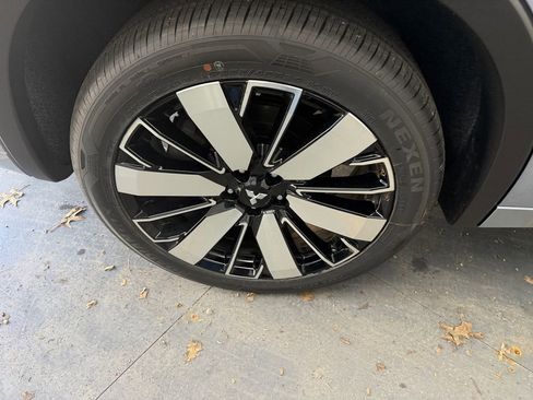 New 2026 Mitsubishi Outlander SEL image 36