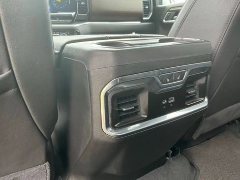 Used 2025 Chevrolet Silverado 1500 High Country w/ Technology Package AWD/4WD image 36