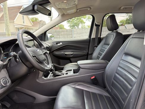Used 2019 Ford Escape SEL FWD image 11