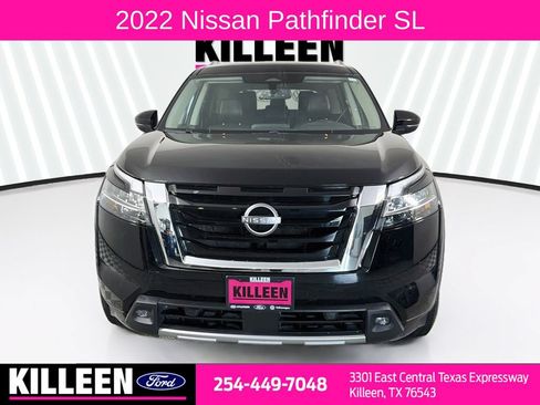 Used 2022 Nissan Pathfinder SL FWD image 2