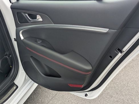 Used 2025 Genesis G70 2.5T w/ Sport Prestige Package image 15