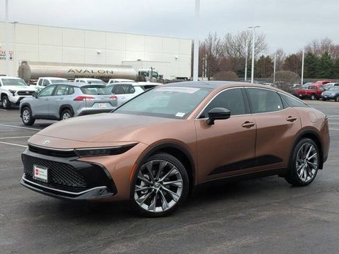 Certified 2026 Toyota Crown Limited w/ Advanced Technology Package image 2