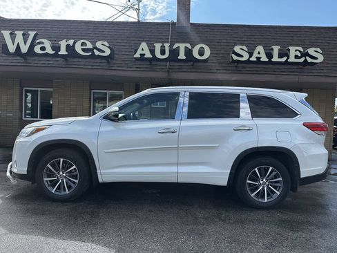 Used 2018 Toyota Highlander XLE w/ Protection Package #3 AWD/4WD image 1