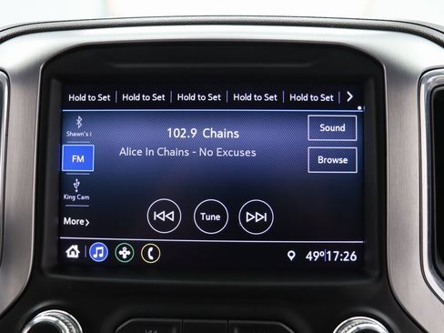 Used 2020 GMC Sierra 1500 SLE w/ SLE Value Package image 25