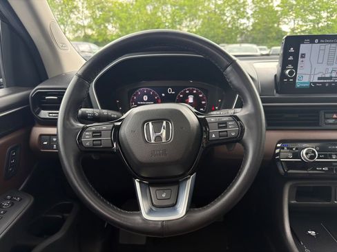 Certified 2023 Honda Pilot Elite image 13
