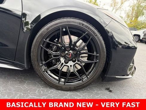 Used 2025 Chevrolet Corvette Z06 RWD image 8