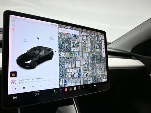 Used 2021 Tesla Model Y Long Range AWD/4WD image 10