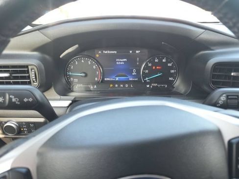 Used 2022 Ford Explorer XLT RWD image 8