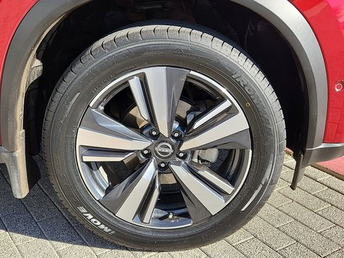 Used 2023 Nissan Rogue Platinum w/ Platinum Premium Package image 6