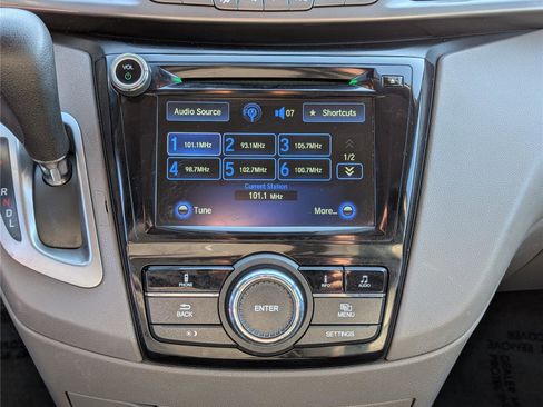 Used 2015 Honda Odyssey EX-L image 25