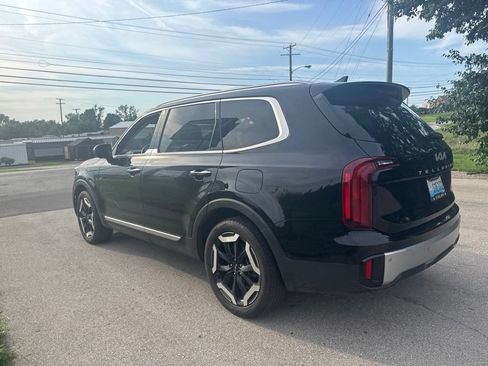 Used 2024 Kia Telluride S w/ S Sunroof Package AWD/4WD image 3