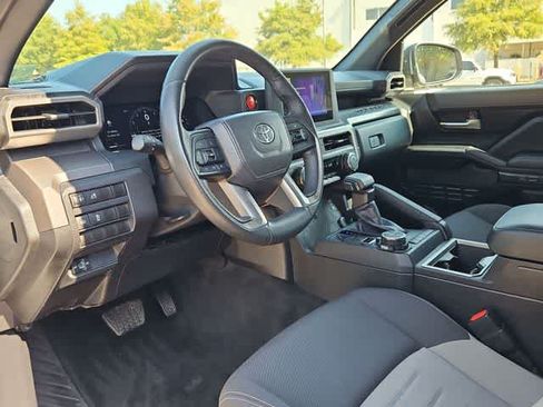 Certified 2024 Toyota Tacoma TRD Off-Road AWD/4WD image 10