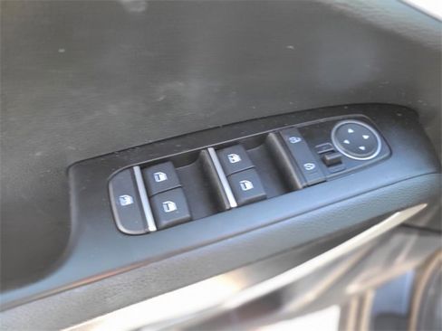 Used 2024 Kia Soul LX w/ Option Group 015 image 16