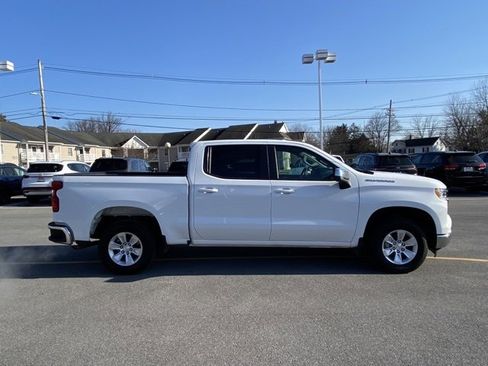 Used 2025 Chevrolet Silverado 1500 LT image 6