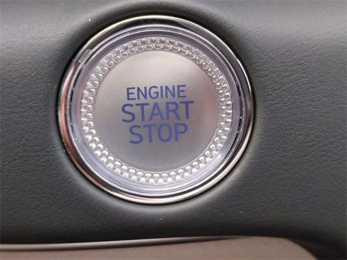 Used 2025 Genesis GV80 2.5T Standard image 11