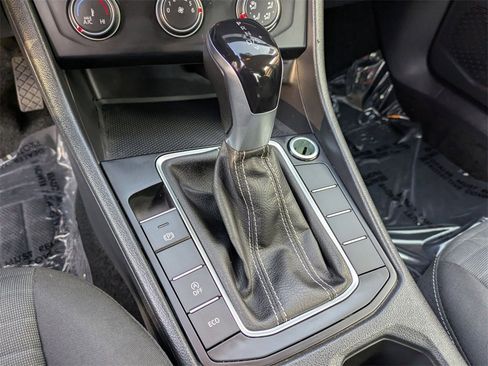 Used 2024 Volkswagen Jetta S image 20