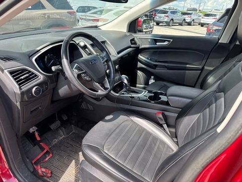 Used 2017 Ford Edge SEL w/ Equipment Group 201A FWD image 8